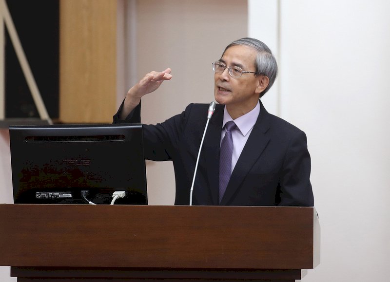 국내발생 코로나 확진자 대폭 증가로 증시 휘청