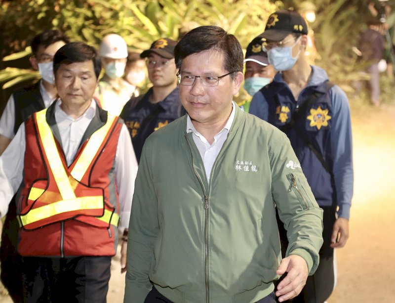 타이루거호 열차 사고, 교통부 장관 사임안 확정