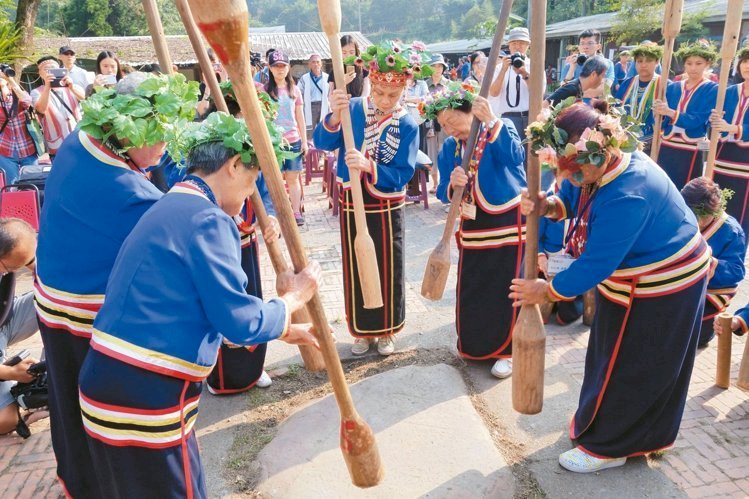 사오족 대표적 축제 - 조령제