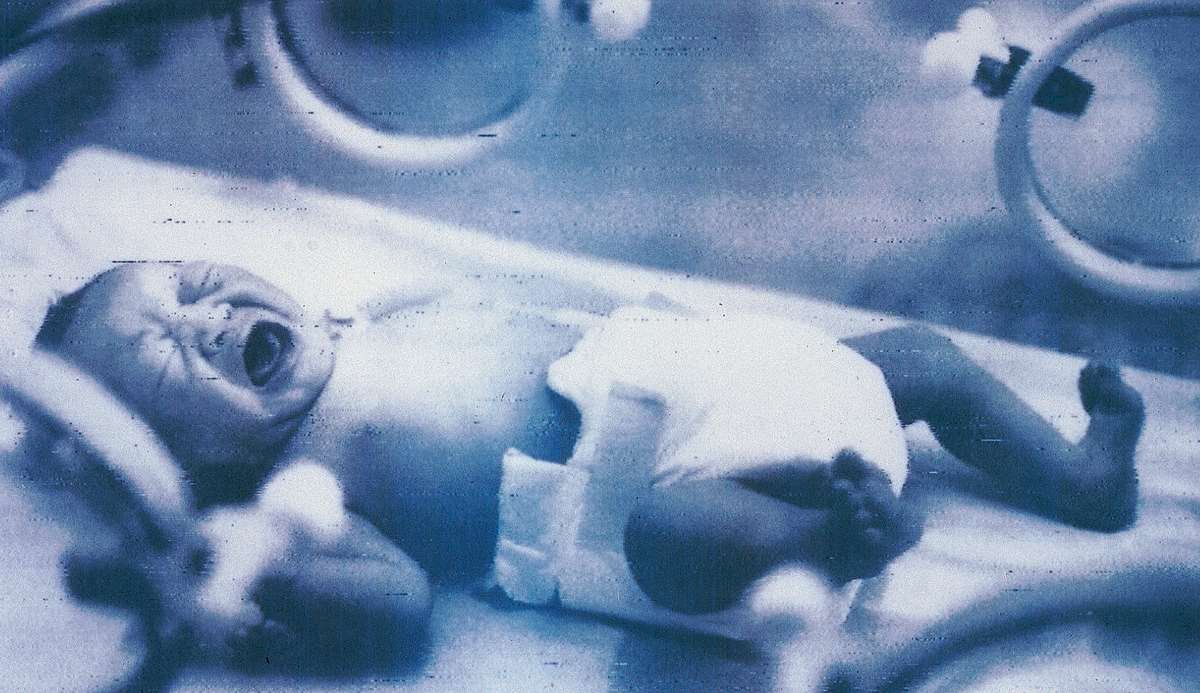 1985년 타이완 최초의 시험관 아기 탄생