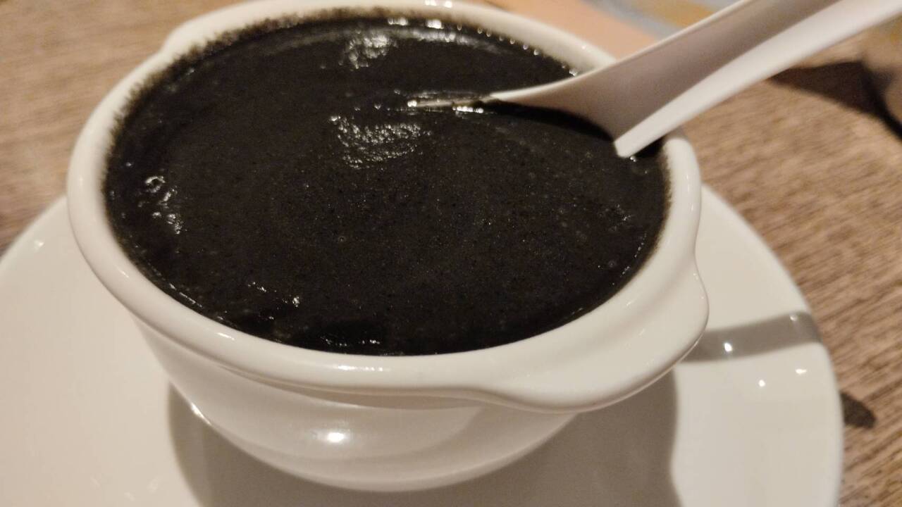 추운 날씨 마시기만 해도 면역력 쑥쑥↑,타이완인들이 즐겨 마시는 ‘헤이즈마후(黑芝麻糊)’