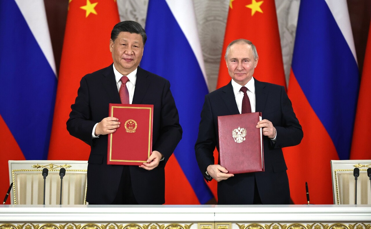 중국 국가주석 시진핑(習近平, 좌)과 러시아 대통령 블라디미르 푸틴(Vladimir Putin, 우)은 현지시간 3월21일 모스크바 크렘린에서 양국 정상회담을 가졌다. -사진: 크렘린