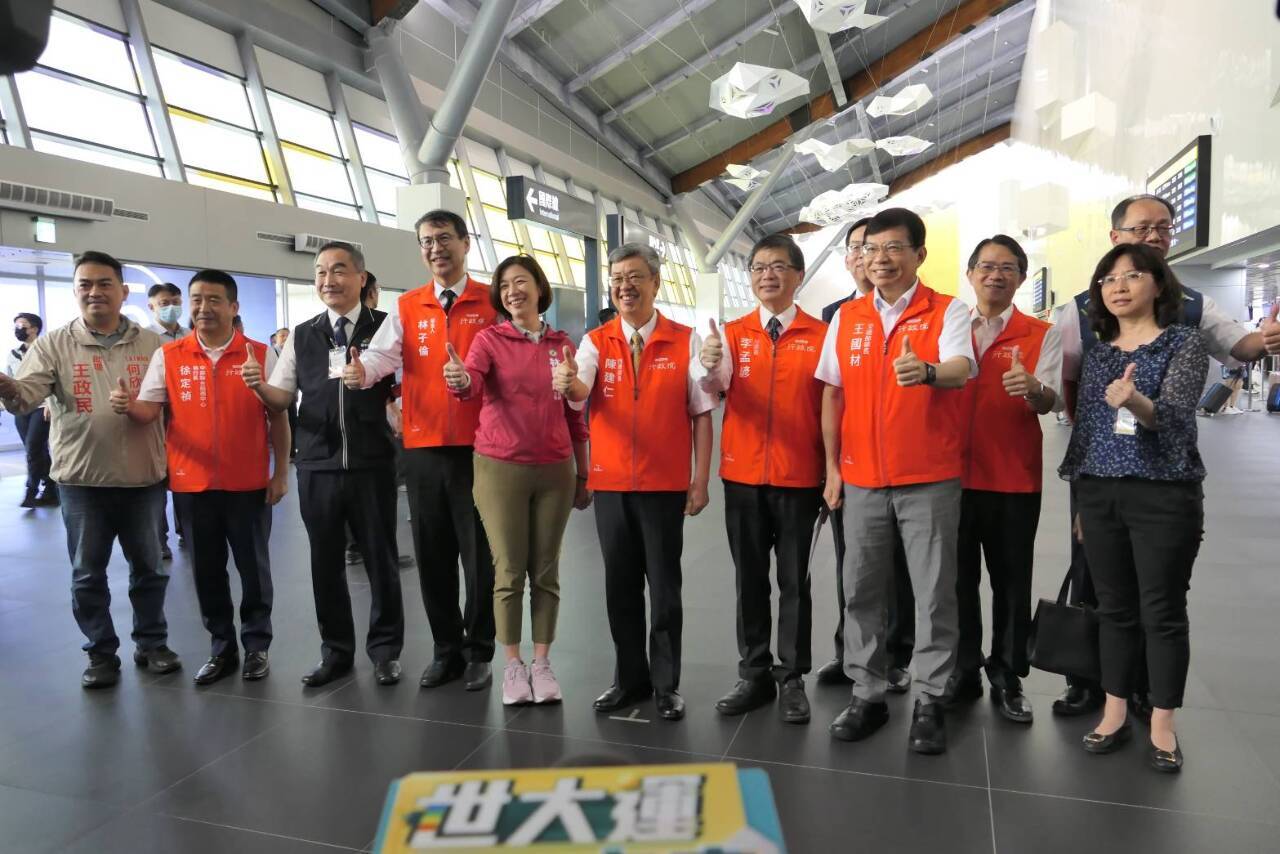 천 행정원장, “타이중국제공항 항공노선 조속히 재개하며 제3터미널 신축할 것”