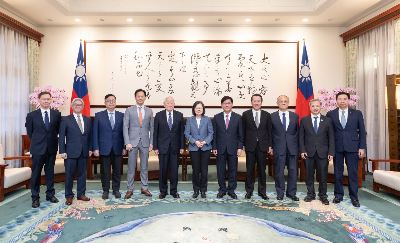 蔡총통, APEC 대표단 접견… “타이완 대표해 각국 리더와 소통•교류에 감사”