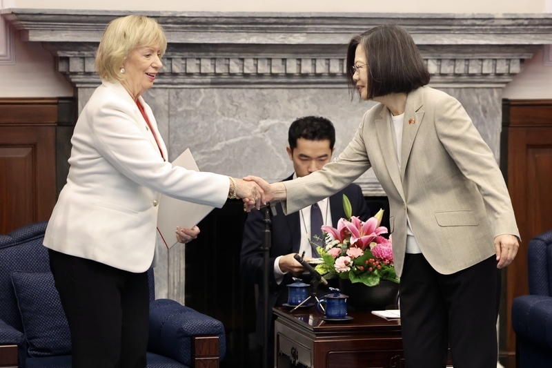 캐나다 국회의원 접견, 차이 총통 ‘타이완의 CPTPP 가입에 협력’ 당부
