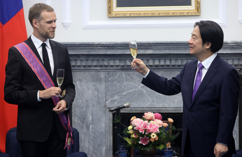 賴 총통, 리투아니아 전 외교장관에 최고 훈장 수여