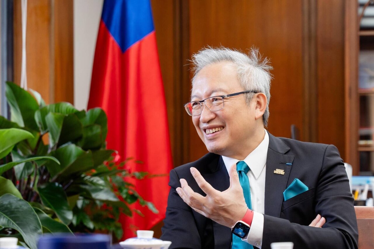 외교부 차장, 유럽에 친中 노선 취하지 말 것 호소